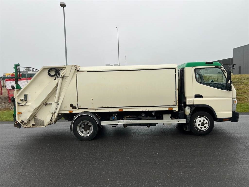Mitsubishi Fuso CANTER 9C18 - Smetarski tovornjak: slika 4 Mitsubishi Fuso CANTER 9C18 - Smetarski tovornjak: slika 4