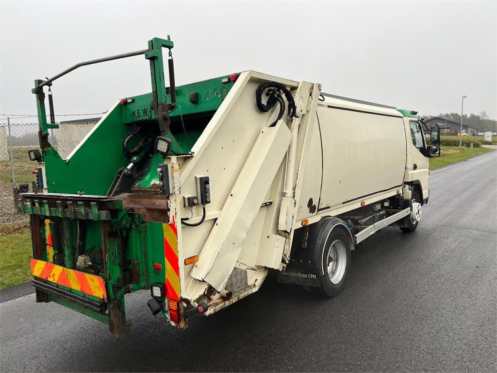 Mitsubishi Fuso CANTER 9C18 - Smetarski tovornjak: slika 2 Mitsubishi Fuso CANTER 9C18 - Smetarski tovornjak: slika 2