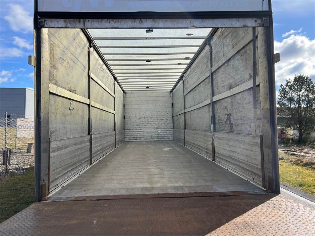 Scania P280 LB 6x2*4 MLB - 24 pallets - Tovornjak s ponjavo: slika 5 Scania P280 LB 6x2*4 MLB - 24 pallets - Tovornjak s ponjavo: slika 5