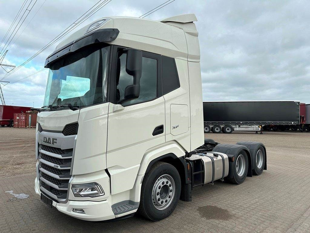 DAF XF 530 6x2 - Vlačilec: slika 1 DAF XF 530 6x2 - Vlačilec: slika 1