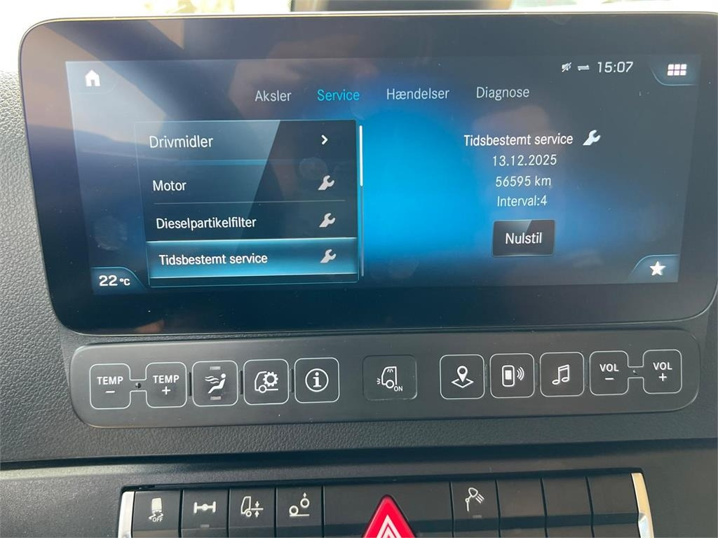 Vlačilec Mercedes-Benz Actros 2545 LS: slika 19