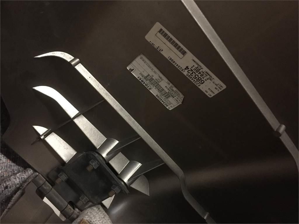 Volvo FH4 Globetrotter tagspoiler - Aerodinamika/ Spojler za Tovornjak: slika 4 Volvo FH4 Globetrotter tagspoiler - Aerodinamika/ Spojler za Tovornjak: slika 4