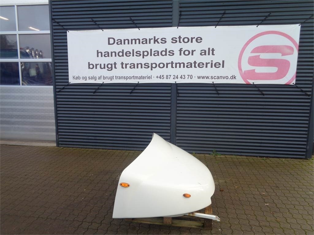 Volvo Tagspoiler til Volvo FL - Aerodinamika/ Spojler za Tovornjak: slika 2 Volvo Tagspoiler til Volvo FL - Aerodinamika/ Spojler za Tovornjak: slika 2