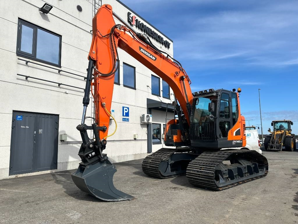 Bager goseničar Doosan DX 140 LCR-5 metsäalusta: slika 7