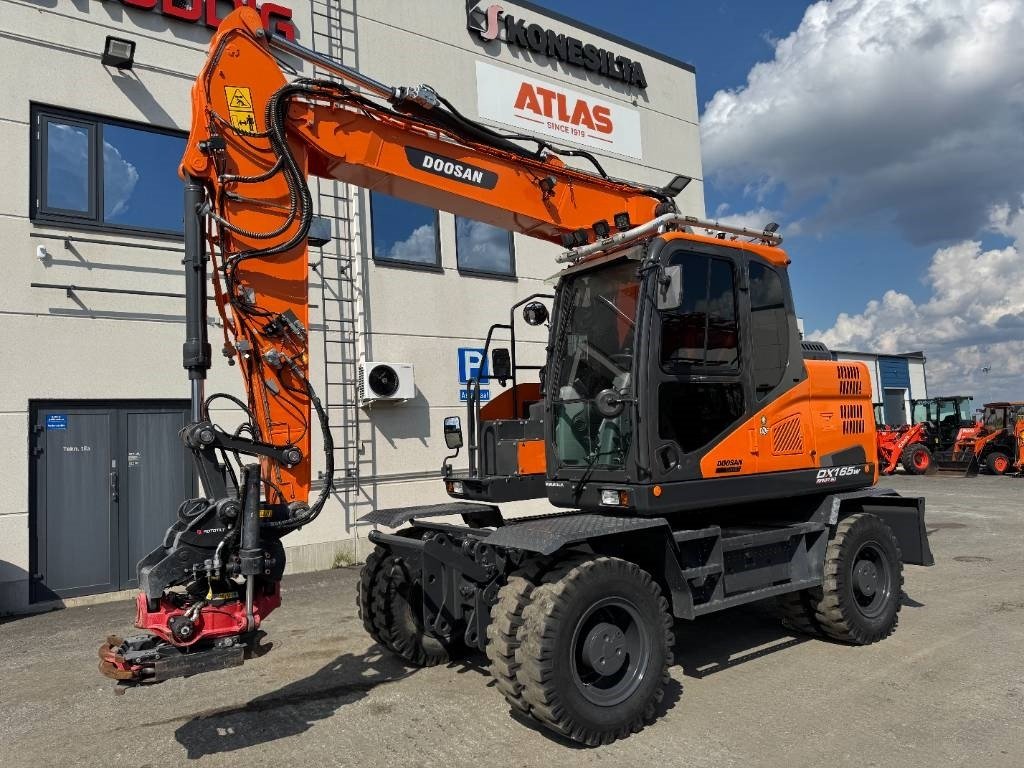 Doosan DX165W-5 PYÖRITTÄJÄLLÄ - Bager na kolesih: slika 2 Doosan DX165W-5 PYÖRITTÄJÄLLÄ - Bager na kolesih: slika 2