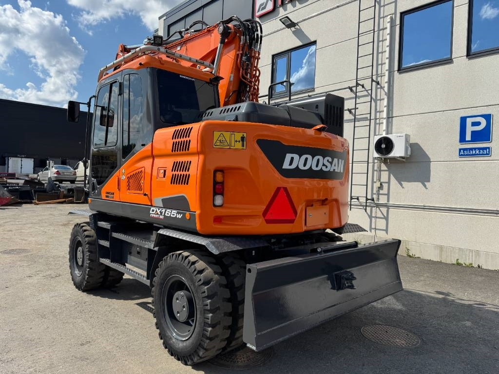 Doosan DX165W-5 PYÖRITTÄJÄLLÄ - Bager na kolesih: slika 3 Doosan DX165W-5 PYÖRITTÄJÄLLÄ - Bager na kolesih: slika 3
