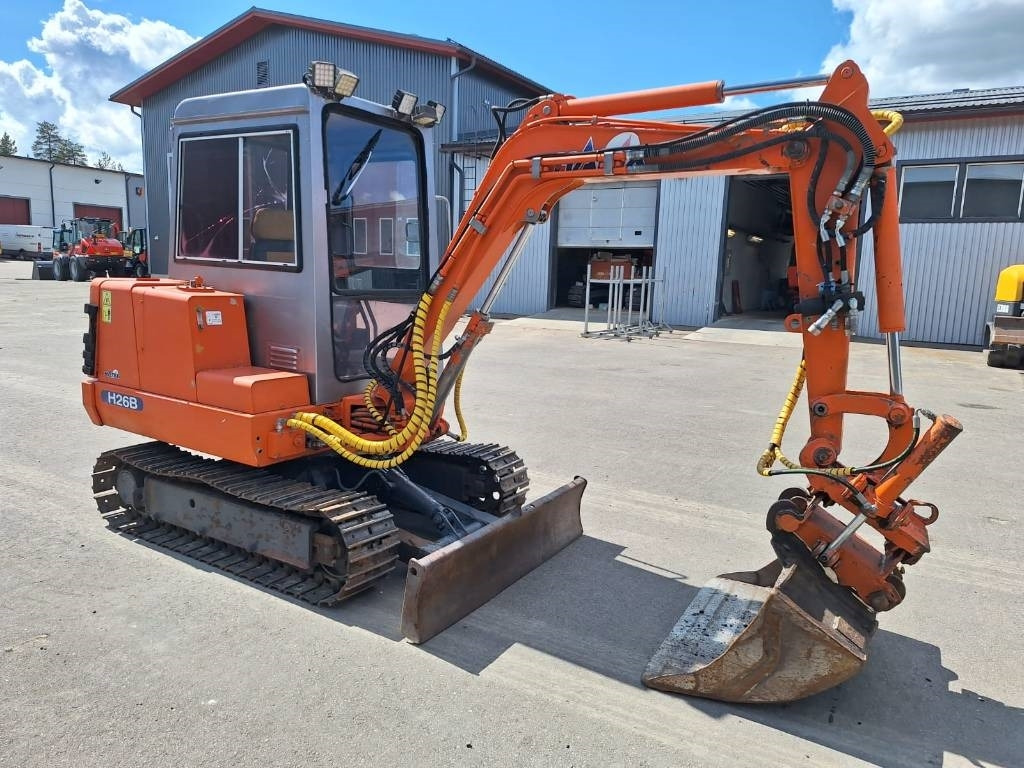 Hanix MYYTY! SOLD! N260-2 KALLISTAJALLA - Mini bager: slika 4 Hanix MYYTY! SOLD! N260-2 KALLISTAJALLA - Mini bager: slika 4