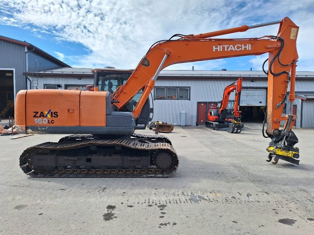 Hitachi MYYTY! SOLD! ZX160LC-3 - Bager goseničar: slika 5 Hitachi MYYTY! SOLD! ZX160LC-3 - Bager goseničar: slika 5