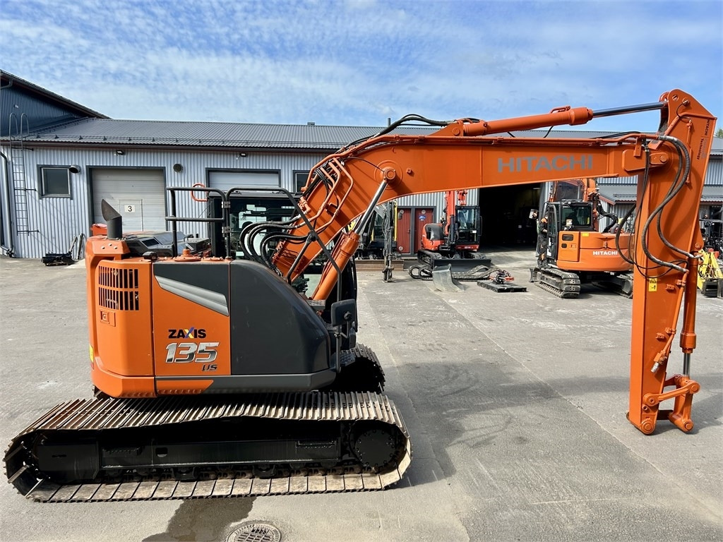 Hitachi ZX135US-7 - Bager goseničar: slika 5 Hitachi ZX135US-7 - Bager goseničar: slika 5