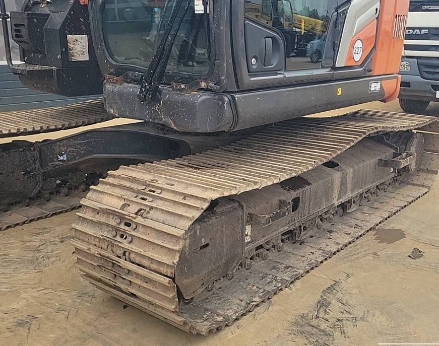 Hitachi ZX135US-7 - Bager goseničar: slika 5 Hitachi ZX135US-7 - Bager goseničar: slika 5