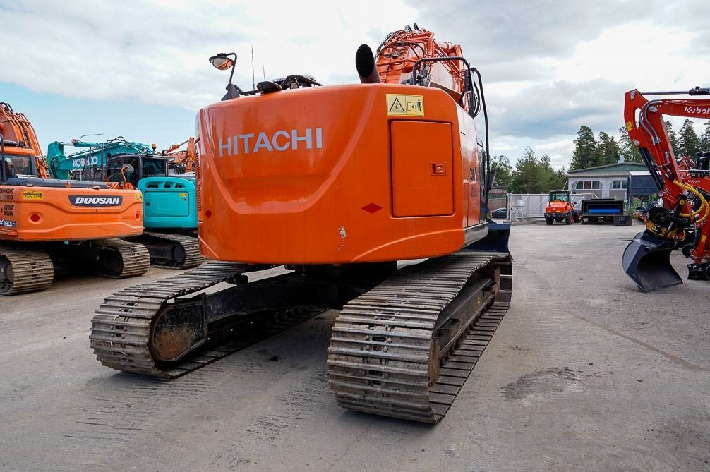 Hitachi ZX225USLC-5B MARTTIINILLA - Bager goseničar: slika 5 Hitachi ZX225USLC-5B MARTTIINILLA - Bager goseničar: slika 5