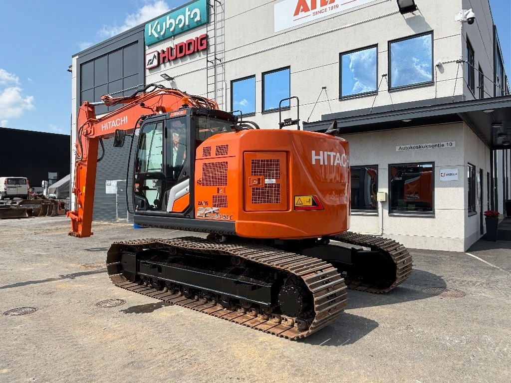 Hitachi ZX225USLC-7 - Bager goseničar: slika 2 Hitachi ZX225USLC-7 - Bager goseničar: slika 2