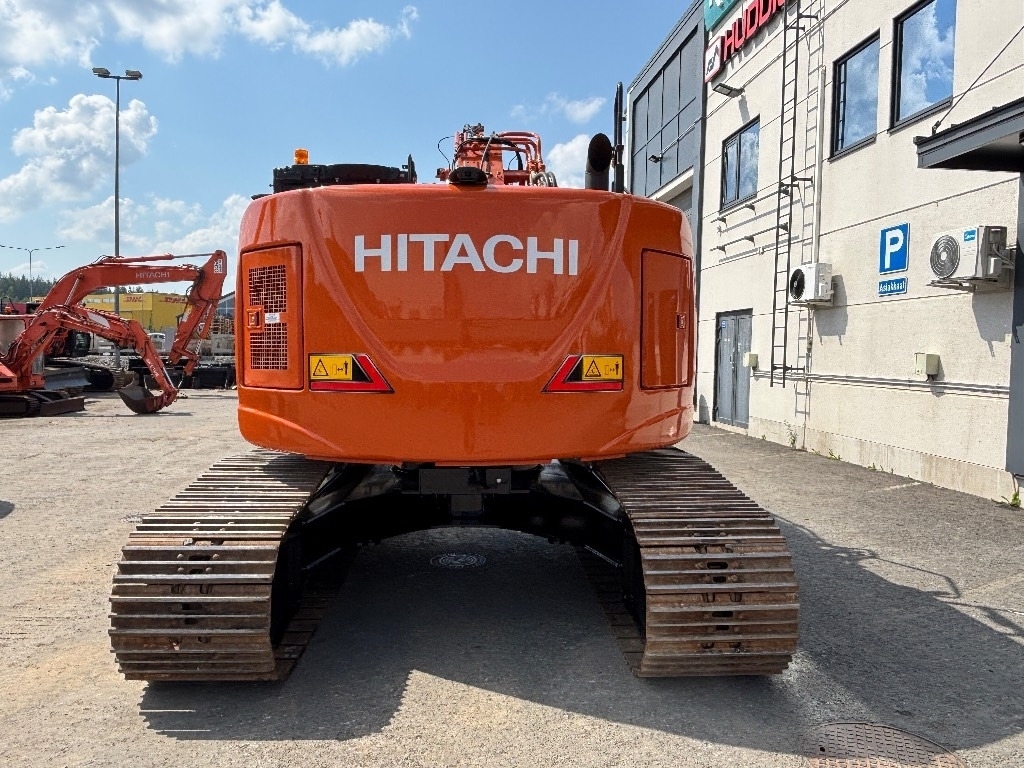 Hitachi ZX225USLC-7 - Bager goseničar: slika 3 Hitachi ZX225USLC-7 - Bager goseničar: slika 3