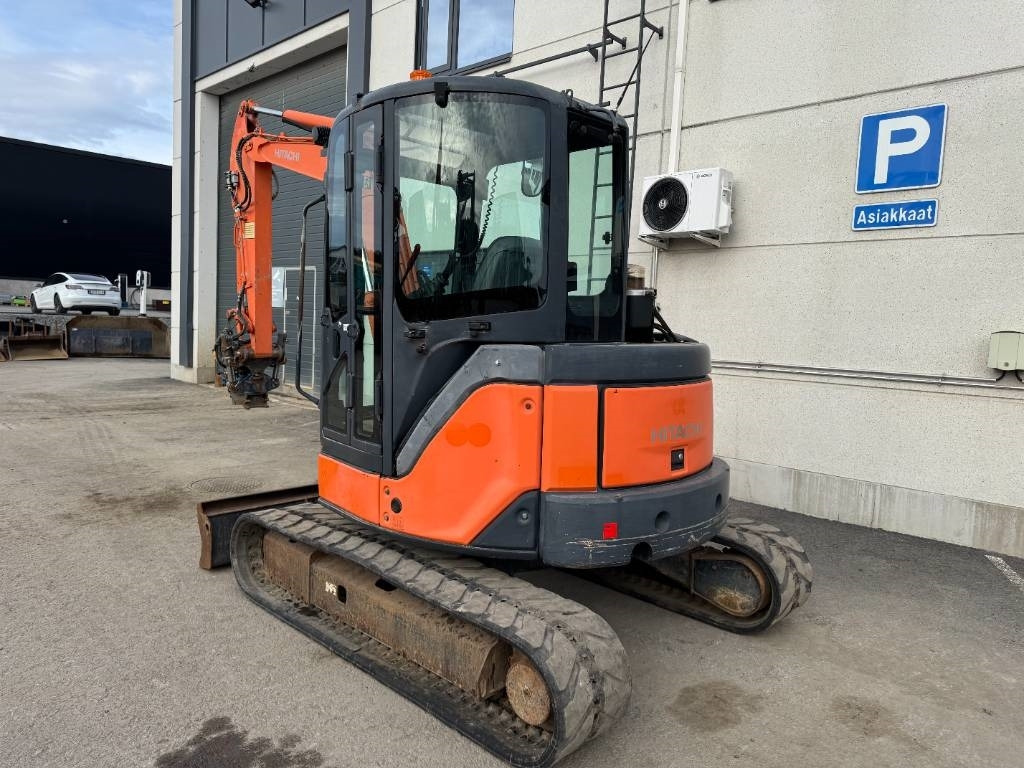 Hitachi ZX50U-2 PYÖRITTÄJÄLLÄ - Mini bager: slika 3 Hitachi ZX50U-2 PYÖRITTÄJÄLLÄ - Mini bager: slika 3
