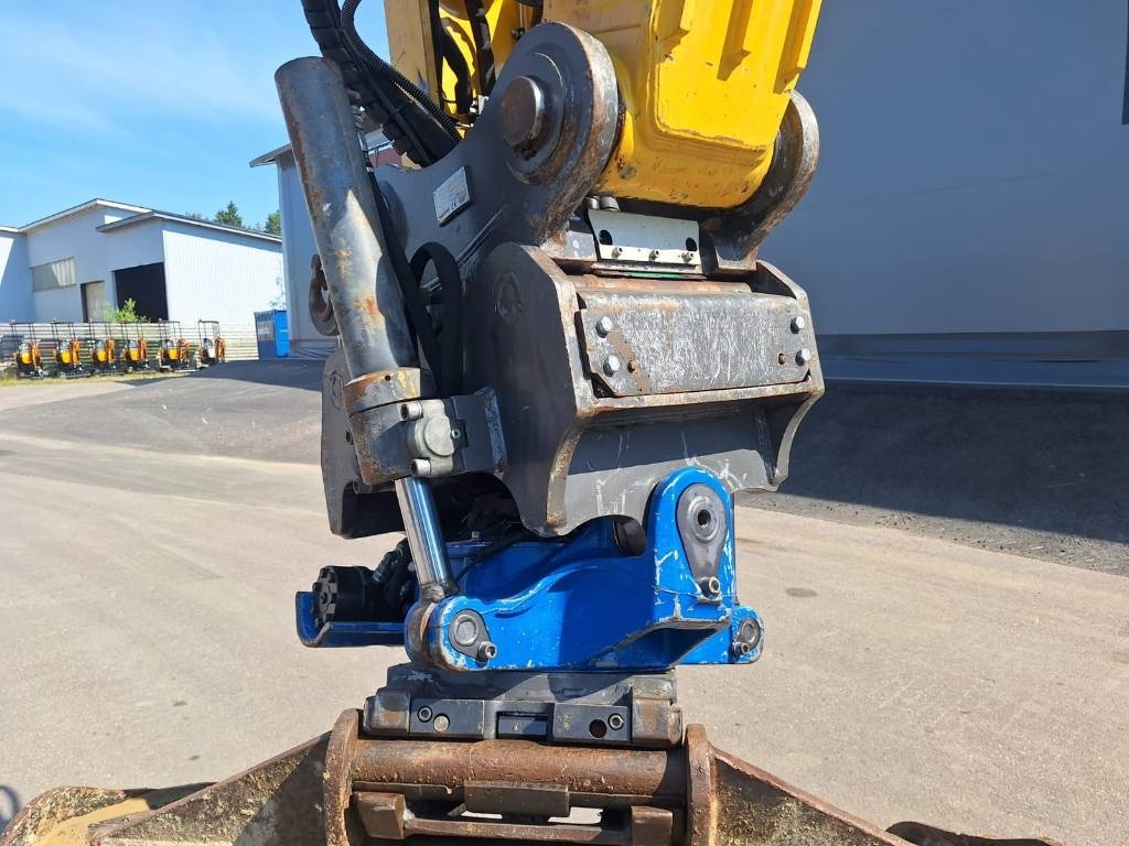 Kobelco SK210LC-11 PYÖRITTÄJÄLLÄ  lizing Kobelco SK210LC-11 PYÖRITTÄJÄLLÄ: slika 10