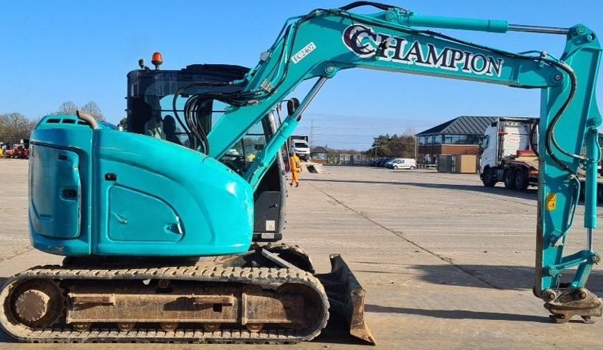 Kobelco SK75SR-7 - Mini bager: slika 2 Kobelco SK75SR-7 - Mini bager: slika 2