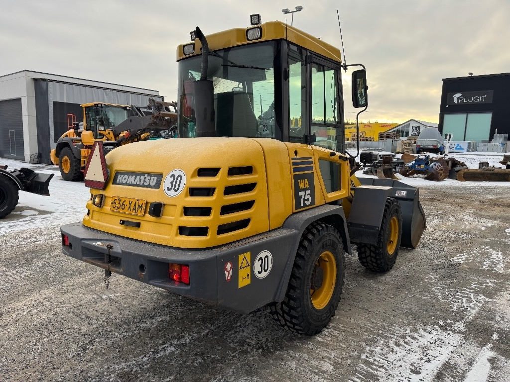 Komatsu WA75-3 30KM/H, 1-omistaja - Kolesni nakladalec: slika 4 Komatsu WA75-3 30KM/H, 1-omistaja - Kolesni nakladalec: slika 4