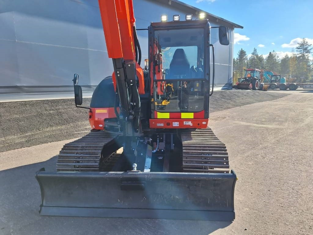 Kubota KX085-5 PYÖRITTÄJÄLLÄ, PIENET TUNNIT - Mini bager: slika 3 Kubota KX085-5 PYÖRITTÄJÄLLÄ, PIENET TUNNIT - Mini bager: slika 3