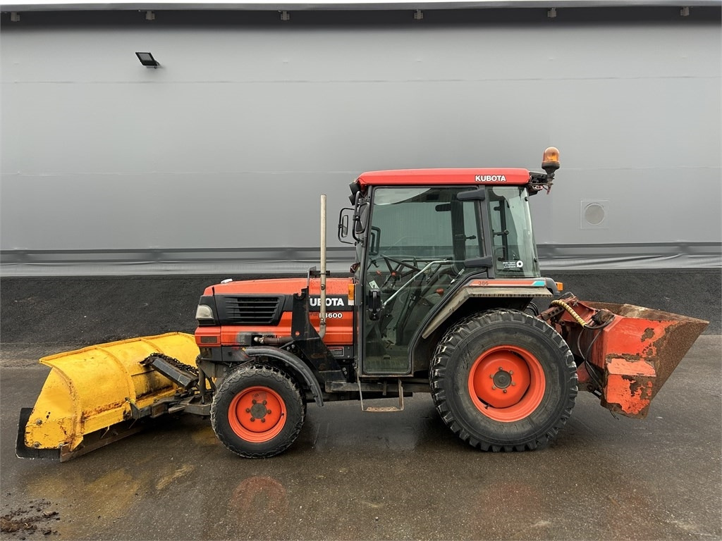 Kubota L 3600 AURA JA HIEKOTIN - Mestni traktor: slika 1 Kubota L 3600 AURA JA HIEKOTIN - Mestni traktor: slika 1