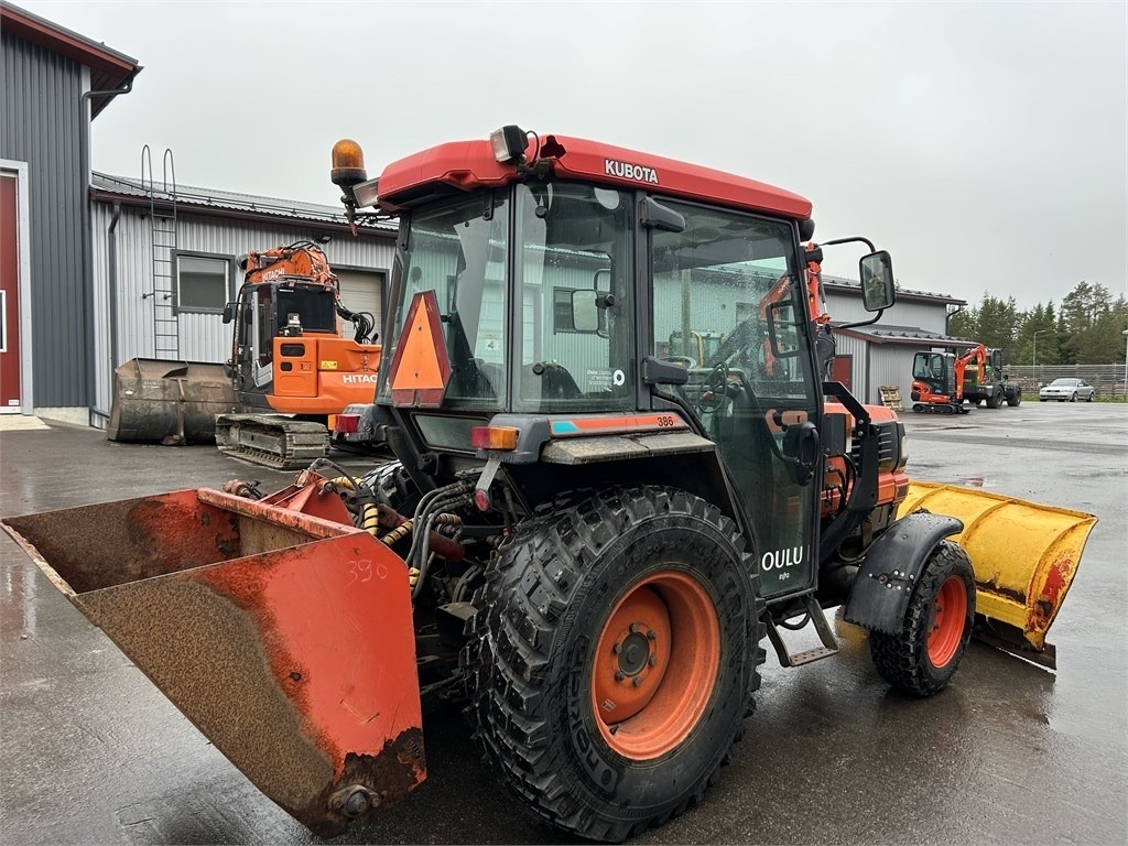 Kubota L 3600 AURA JA HIEKOTIN - Mestni traktor: slika 4 Kubota L 3600 AURA JA HIEKOTIN - Mestni traktor: slika 4