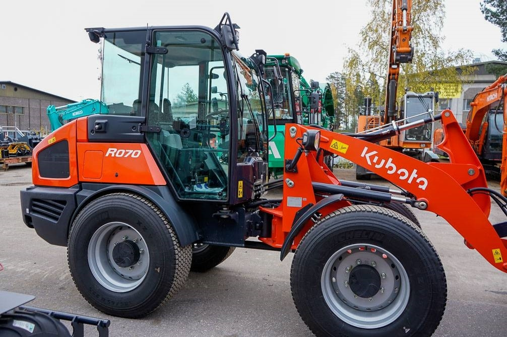 Kubota R070 VARUSTELTU - Kolesni nakladalec: slika 5 Kubota R070 VARUSTELTU - Kolesni nakladalec: slika 5