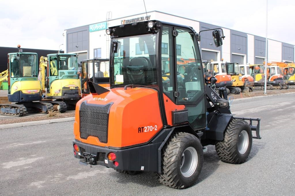 Kubota RT270-2 UUSI - Zgibni nakladalnik: slika 4 Kubota RT270-2 UUSI - Zgibni nakladalnik: slika 4