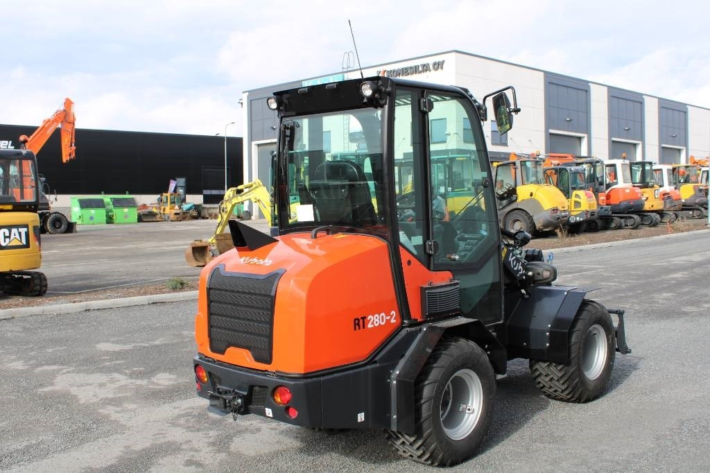 Kubota RT280-2 UUSI - Zgibni nakladalnik: slika 4 Kubota RT280-2 UUSI - Zgibni nakladalnik: slika 4