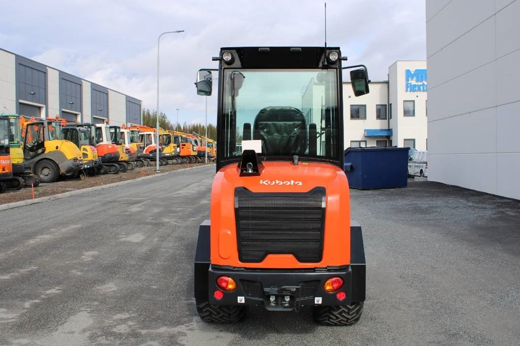 Kubota RT280-2 UUSI - Zgibni nakladalnik: slika 3 Kubota RT280-2 UUSI - Zgibni nakladalnik: slika 3