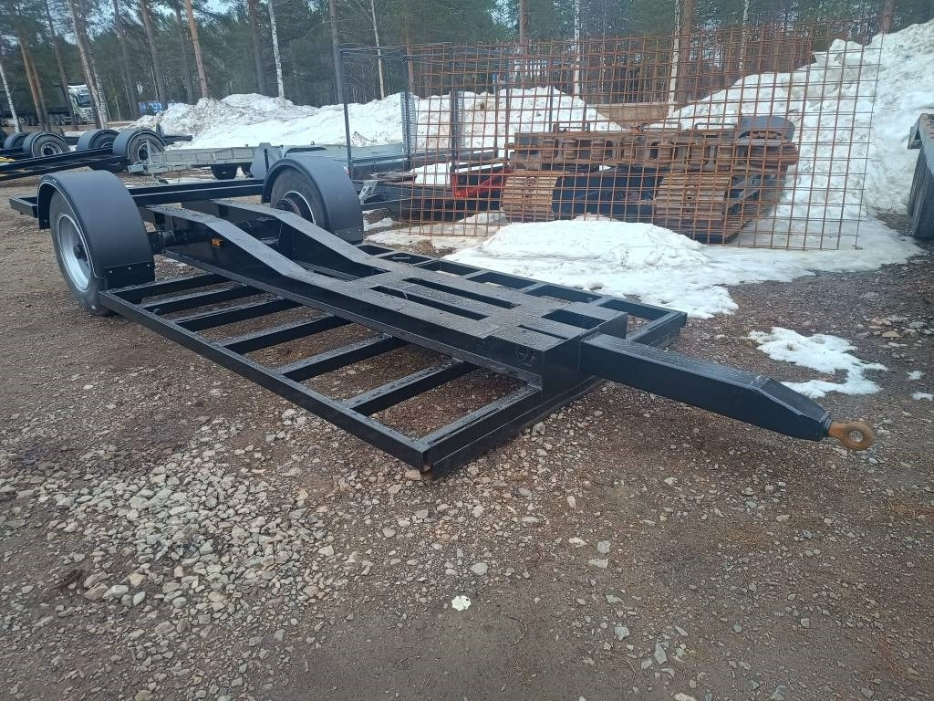 Traktorilavetti 6-8tn 1-akselinen  - Nizko noseča prikolica: slika 5 Traktorilavetti 6-8tn 1-akselinen  - Nizko noseča prikolica: slika 5