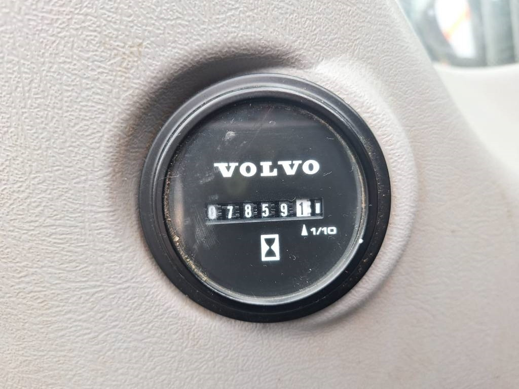Volvo EC140EL PYÖRITTÄJÄLLÄ  lizing Volvo EC140EL PYÖRITTÄJÄLLÄ: slika 12
