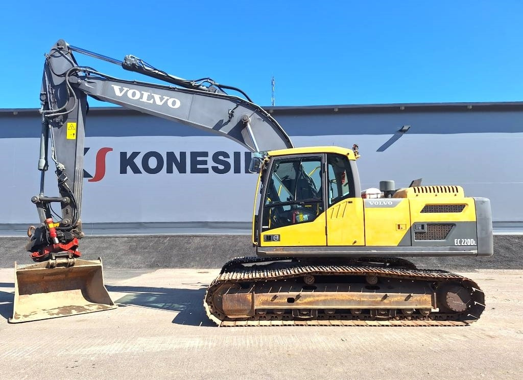 Volvo EC220DL PYÖRITTÄJÄLLÄ - Bager goseničar: slika 1 Volvo EC220DL PYÖRITTÄJÄLLÄ - Bager goseničar: slika 1