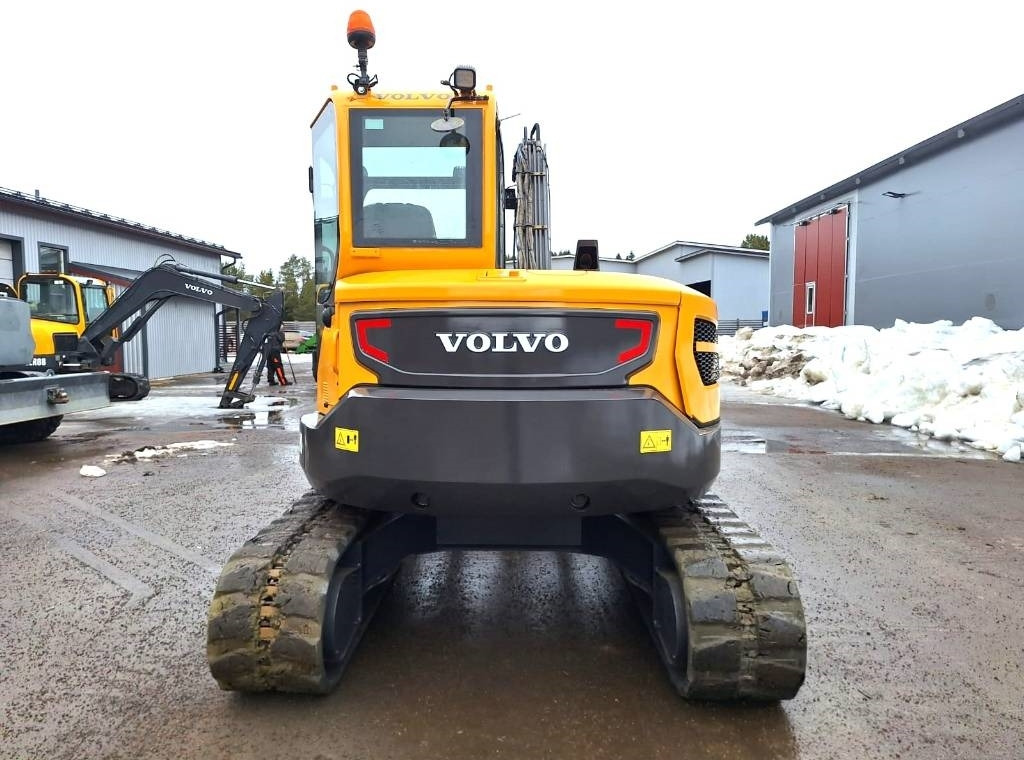 Volvo ECR88D - Mini bager: slika 3 Volvo ECR88D - Mini bager: slika 3