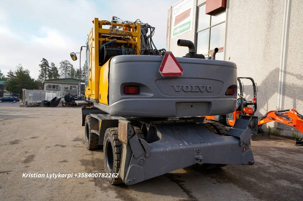 Volvo EW160B NOUSUHYTTI MATERIAALIKONE - Bager za prekladanje primarnih/ Sekundarnih surovin: slika 3 Volvo EW160B NOUSUHYTTI MATERIAALIKONE - Bager za prekladanje primarnih/ Sekundarnih surovin: slika 3