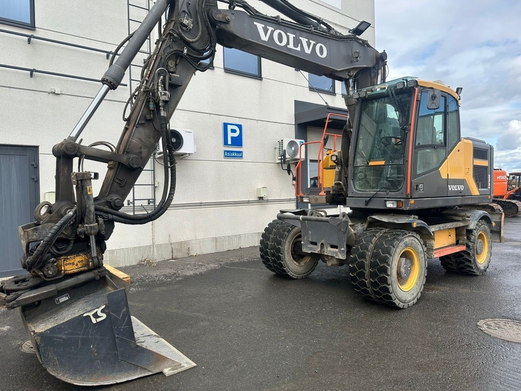 Volvo EW160E PYÖRITTÄJÄLLÄ - Bager na kolesih: slika 2 Volvo EW160E PYÖRITTÄJÄLLÄ - Bager na kolesih: slika 2