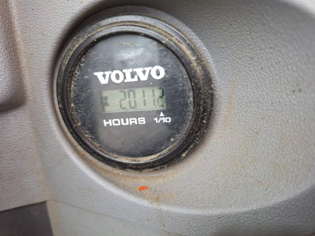 Bager na kolesih Volvo EW60E VÄHÄN AJETTU: slika 8