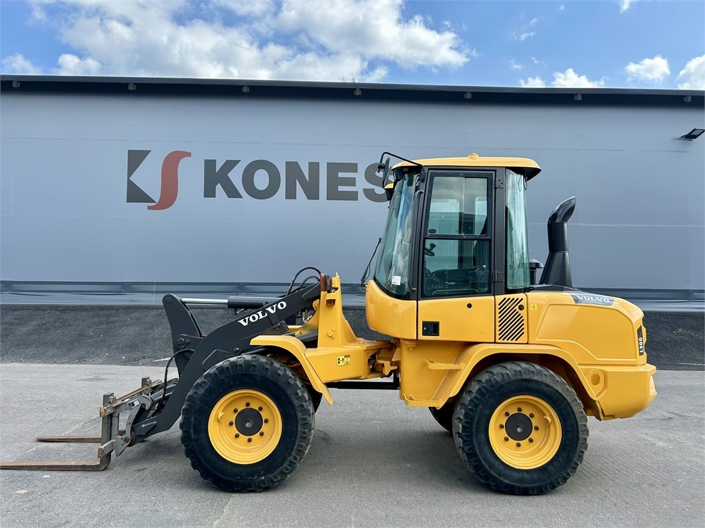 Volvo L30G TRUKKIPIIKEILLÄ - Kolesni nakladalec: slika 1 Volvo L30G TRUKKIPIIKEILLÄ - Kolesni nakladalec: slika 1