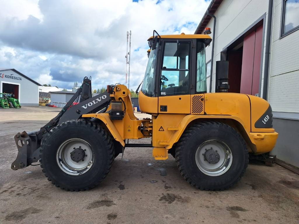Volvo L45B TPS RASVARI, YM. - Kolesni nakladalec: slika 1 Volvo L45B TPS RASVARI, YM. - Kolesni nakladalec: slika 1