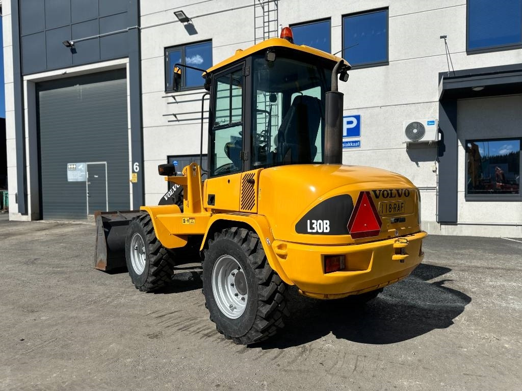 Volvo MYYTY! SOLD! L30B - Kolesni nakladalec: slika 2 Volvo MYYTY! SOLD! L30B - Kolesni nakladalec: slika 2