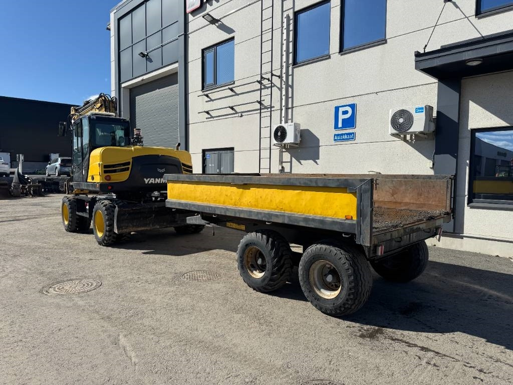 Yanmar B 110 W Hyvät varusteet / Siisti / Vähän ajettu - Bager na kolesih: slika 4 Yanmar B 110 W Hyvät varusteet / Siisti / Vähän ajettu - Bager na kolesih: slika 4