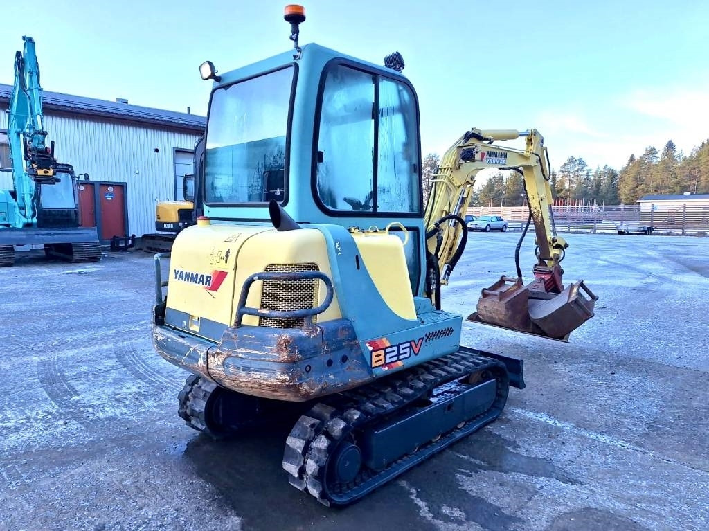 Yanmar B25V 3-KAUHAA - Mini bager: slika 4 Yanmar B25V 3-KAUHAA - Mini bager: slika 4