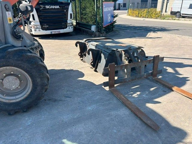 Kolesni nakladalec Atlas 75e S. Schaufel, Gabel, Bürste.: slika 7 Kolesni nakladalec Atlas 75e S. Schaufel, Gabel, Bürste.: slika 7