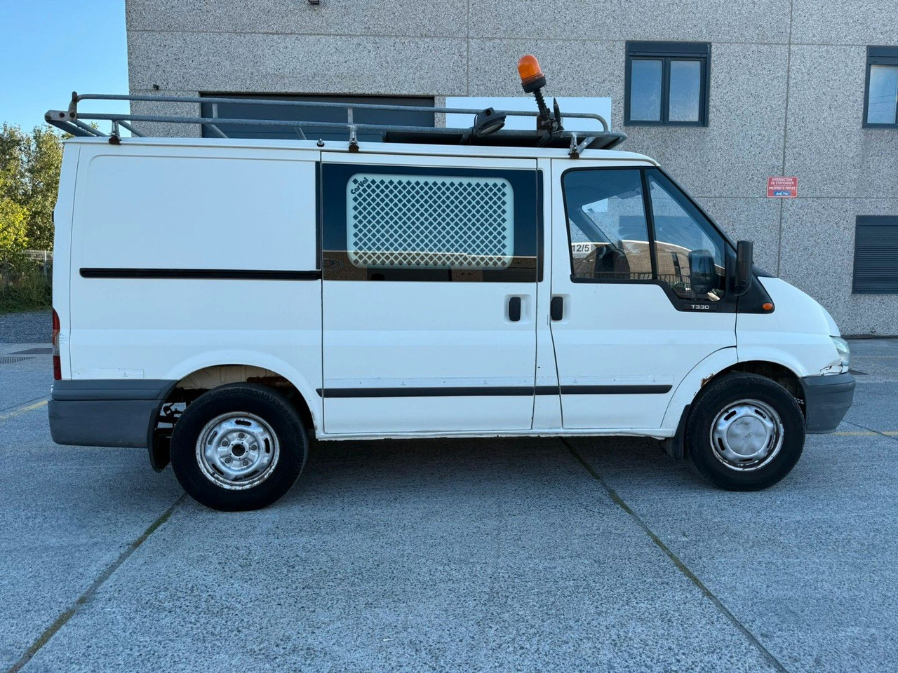 Ford Transit. 2.4 - Mali kombi: slika 3 Ford Transit. 2.4 - Mali kombi: slika 3