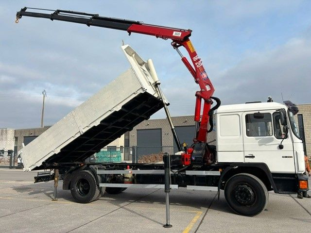 MAN 18-222. Kran HMF 18t/m Bj 2001. - Tovornjak prekucnik, Tovornjak z dvigalom: slika 3 MAN 18-222. Kran HMF 18t/m Bj 2001. - Tovornjak prekucnik, Tovornjak z dvigalom: slika 3