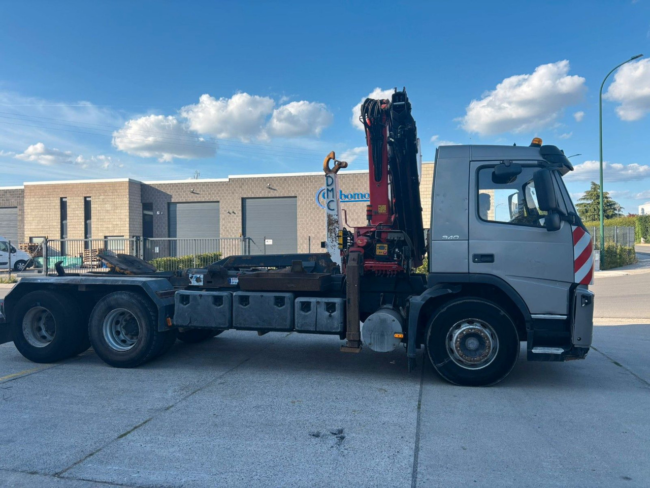 Volvo 6x4. Fassi F195A. Abroll. Funk. Tempomat. - Kotalni prekucni tovornjak, Tovornjak z dvigalom: slika 2 Volvo 6x4. Fassi F195A. Abroll. Funk. Tempomat. - Kotalni prekucni tovornjak, Tovornjak z dvigalom: slika 2