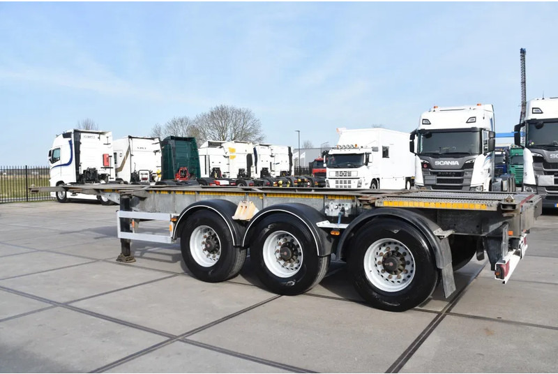 Van Hool - ADR FL -20 - 30F - GALVANIZED - SAF AXLES - DRUM BRAKES - GOOD CONDITION - - Kontejnerska polprikolica/ Polprikolica z zamenljivim tovoriščem: slika 4 Van Hool - ADR FL -20 - 30F - GALVANIZED - SAF AXLES - DRUM BRAKES - GOOD CONDITION - - Kontejnerska polprikolica/ Polprikolica z zamenljivim tovoriščem: slika 4