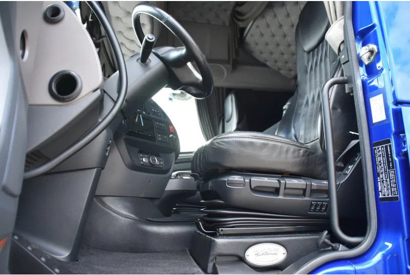 DAF XF 480 SSC 4x2 - FULL AIR - PARK. AIRCO - LEATHER SEATS - SPECIAL INTERIOR - SPECIAL BUMPER - EXCELLENT CONDITION - - Vlačilec: slika 4 DAF XF 480 SSC 4x2 - FULL AIR - PARK. AIRCO - LEATHER SEATS - SPECIAL INTERIOR - SPECIAL BUMPER - EXCELLENT CONDITION - - Vlačilec: slika 4