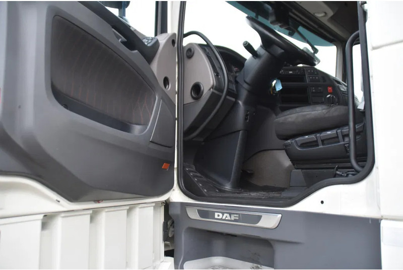 DAF XF 480 SSC 4x2 - NEW TACHO - EURO 6 - 431 TKM - AIRCO - DIFF. LOCK - 2 BEDS - 2 x FUEL TANKS - - Vlačilec: slika 4 DAF XF 480 SSC 4x2 - NEW TACHO - EURO 6 - 431 TKM - AIRCO - DIFF. LOCK - 2 BEDS - 2 x FUEL TANKS - - Vlačilec: slika 4