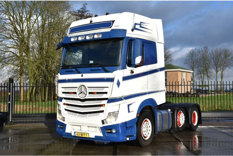 Mercedes-Benz Actros 2548 6x2/4 - EURO 6 - AIRCO - CAB HEATER - 2 BEDS - DIFF. LOCK - GOOD CONDITION - - Vlačilec: slika 2 Mercedes-Benz Actros 2548 6x2/4 - EURO 6 - AIRCO - CAB HEATER - 2 BEDS - DIFF. LOCK - GOOD CONDITION - - Vlačilec: slika 2
