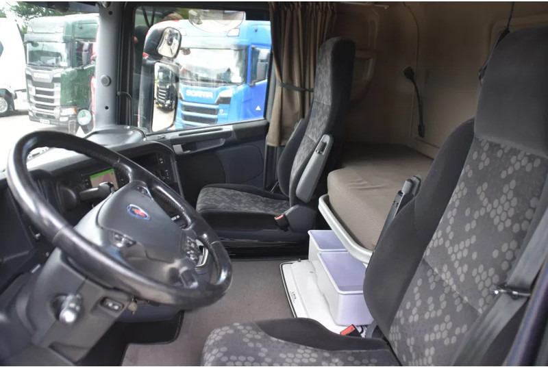 Scania R450 TL 4x2 - SCR ONLY - RETARDER - 832 TKM - PARK. AIRCO - ALCOA'S - XENON - 4 POINT AIR SUSP. REAR - TOP CONDITION - - Vlačilec: slika 5 Scania R450 TL 4x2 - SCR ONLY - RETARDER - 832 TKM - PARK. AIRCO - ALCOA'S - XENON - 4 POINT AIR SUSP. REAR - TOP CONDITION - - Vlačilec: slika 5