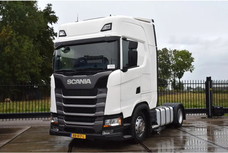 Scania S410 NGS 4x2EB MEGA 95 cm or 103 cm driving height - RETARDER - 665 TKM - FULL AIR - PARK. AIRCO - LEATHER SEATS - 2 x FUEL TANK - Vlačilec: slika 2 Scania S410 NGS 4x2EB MEGA 95 cm or 103 cm driving height - RETARDER - 665 TKM - FULL AIR - PARK. AIRCO - LEATHER SEATS - 2 x FUEL TANK - Vlačilec: slika 2